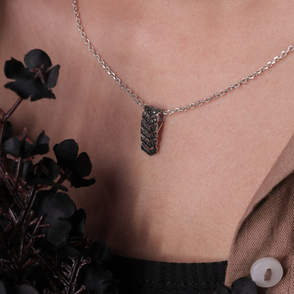 Bloom Cluster Black Pendant Necklace | Dainty Floral Silver