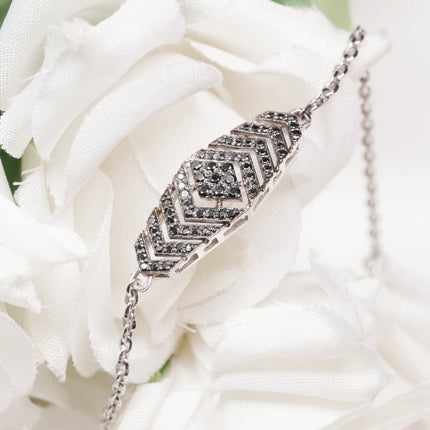 Petal Radiance Black Silver Bracelet