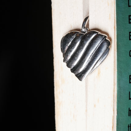 Twist Love Vibe Knot Heart Pendant Necklace
